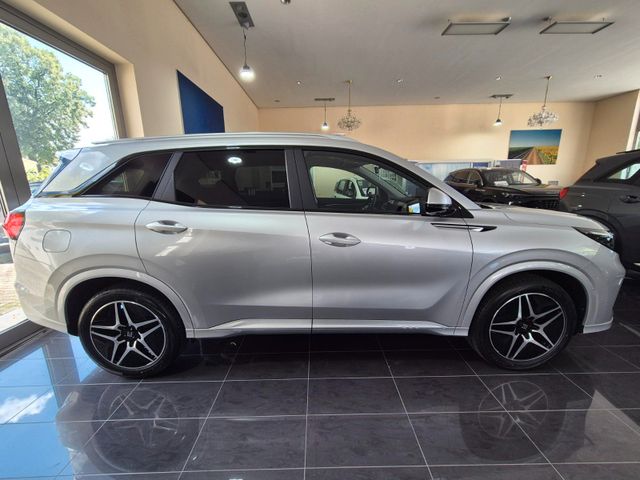 DFSK Fengon E5 PHEV ; 7-Sitzer,  Plug -in Hybrid
