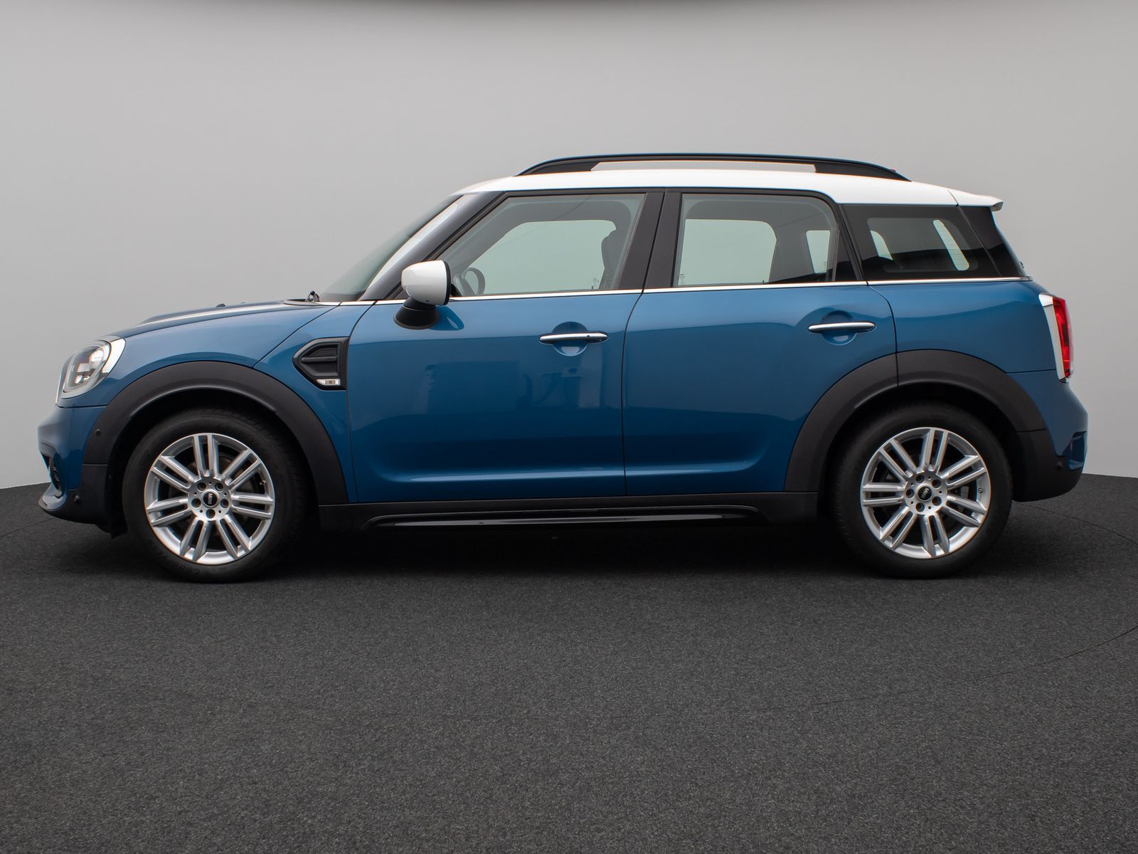 Fahrzeugabbildung MINI Countryman D (Cooper) JC Works All4 AHK Kamera