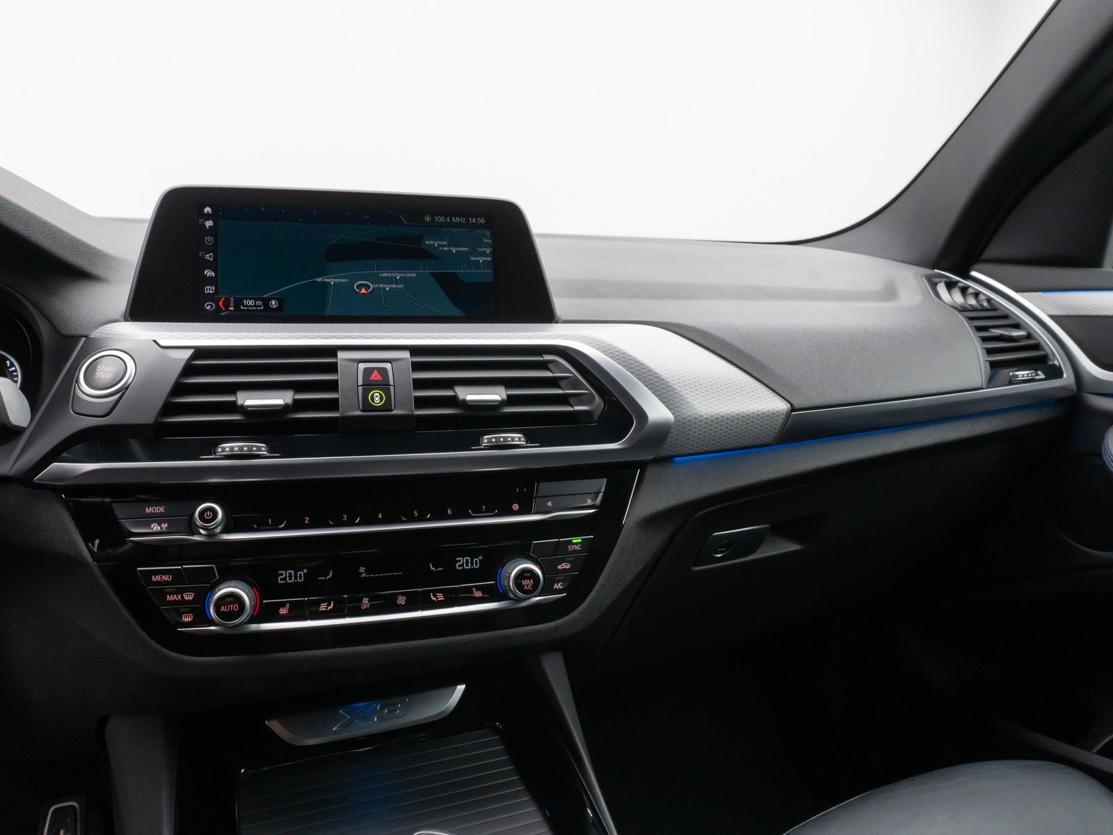 Fahrzeugabbildung BMW X3 xD30e M Sport DAB CockPit+ PDC AHK LED 19Zoll