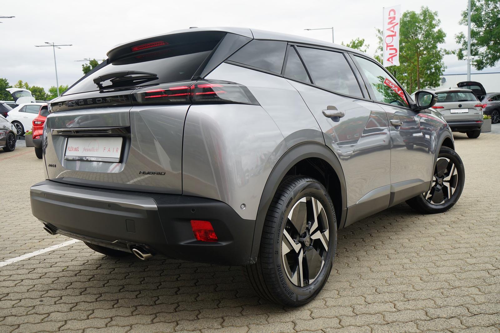 Peugeot 2008 PureTech 145 Aut. LED ACC Navi 360°