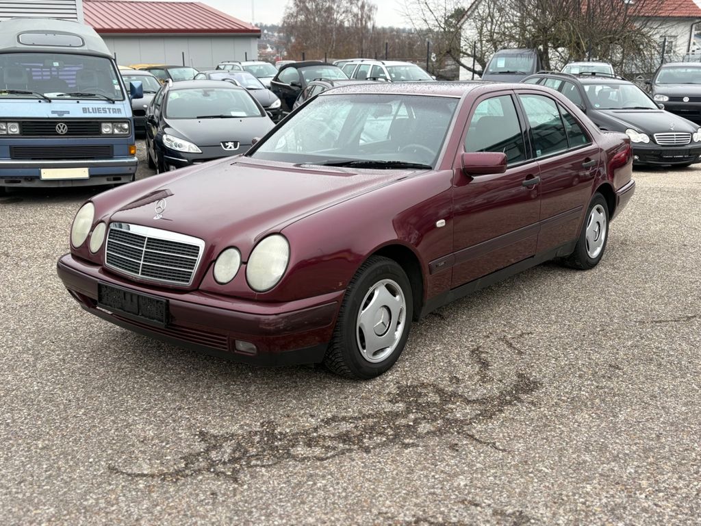 Angebot ansehen Mercedes-Benz E 200