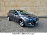 Hyundai i30 cw Trend *PDC*KLIMA*8-FACH*ALU*LED*1.HAND* - Hyundai i30 in Mannheim
