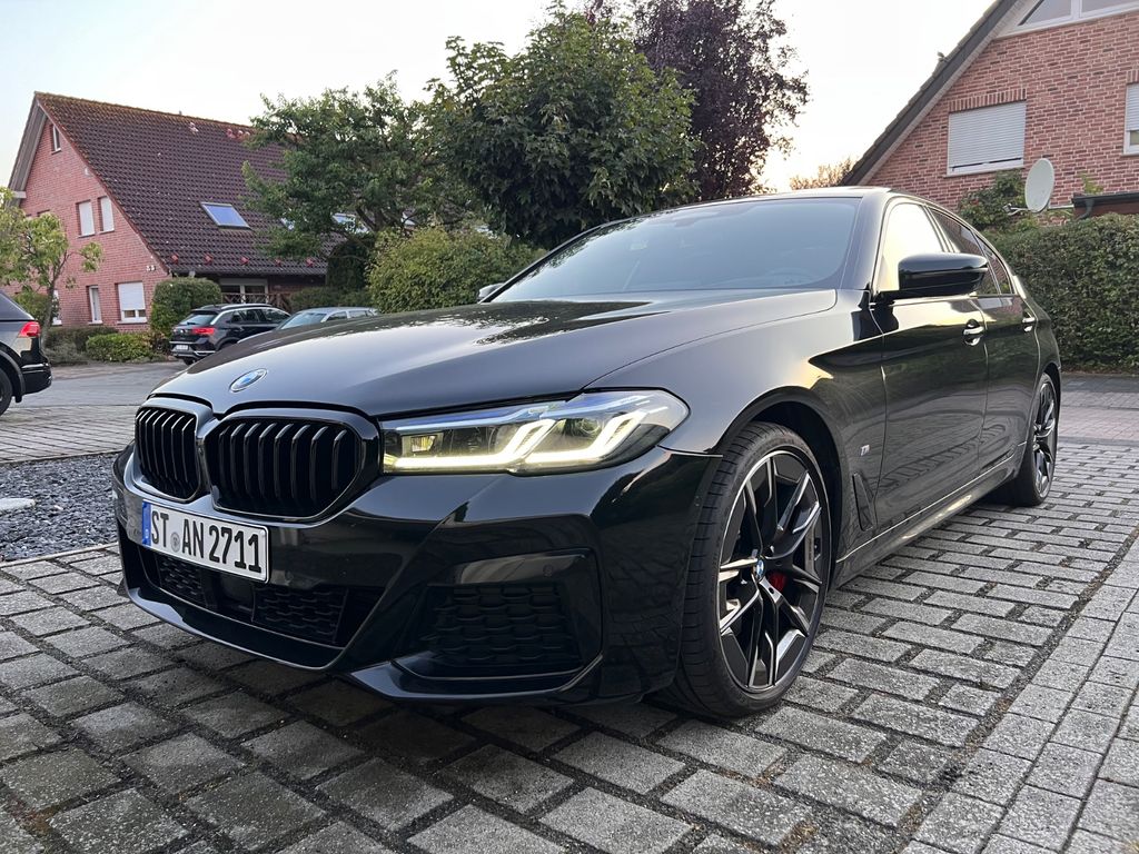 Image of BMW 540