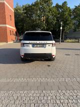 Land Rover Range Rover Sport 3.0 SDV6 SE SE - Land Rover Range Rover Sport Se mit Diesel-Antrieb