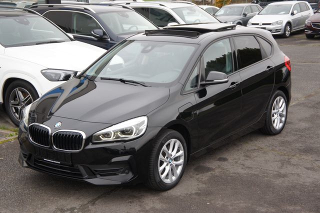 BMW 225xe Active Tourer *ACC*NAVI*PANO*LED*PDC*SHZ*