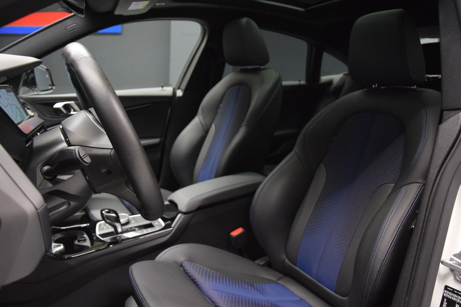 Fahrzeugabbildung BMW 218 Gran Coupé M Sport Pano H&k Leder ACC Kamera