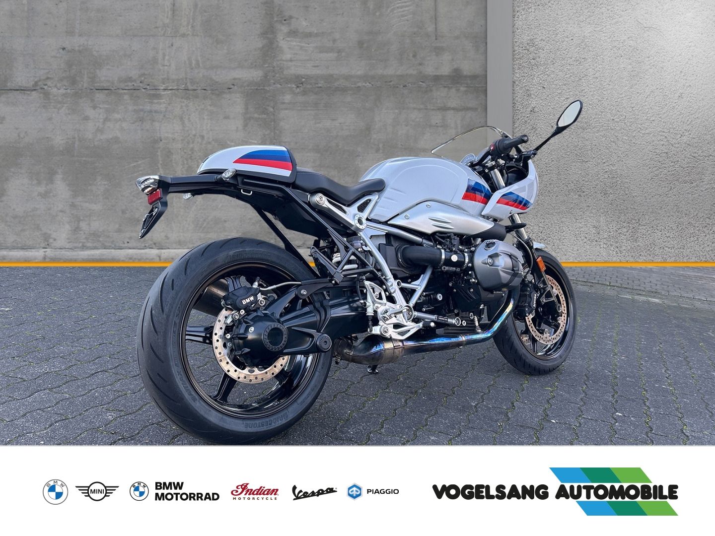 Fahrzeugabbildung BMW R nineT Racer, AC-Schnitzer-Lenkerbrücke, ...