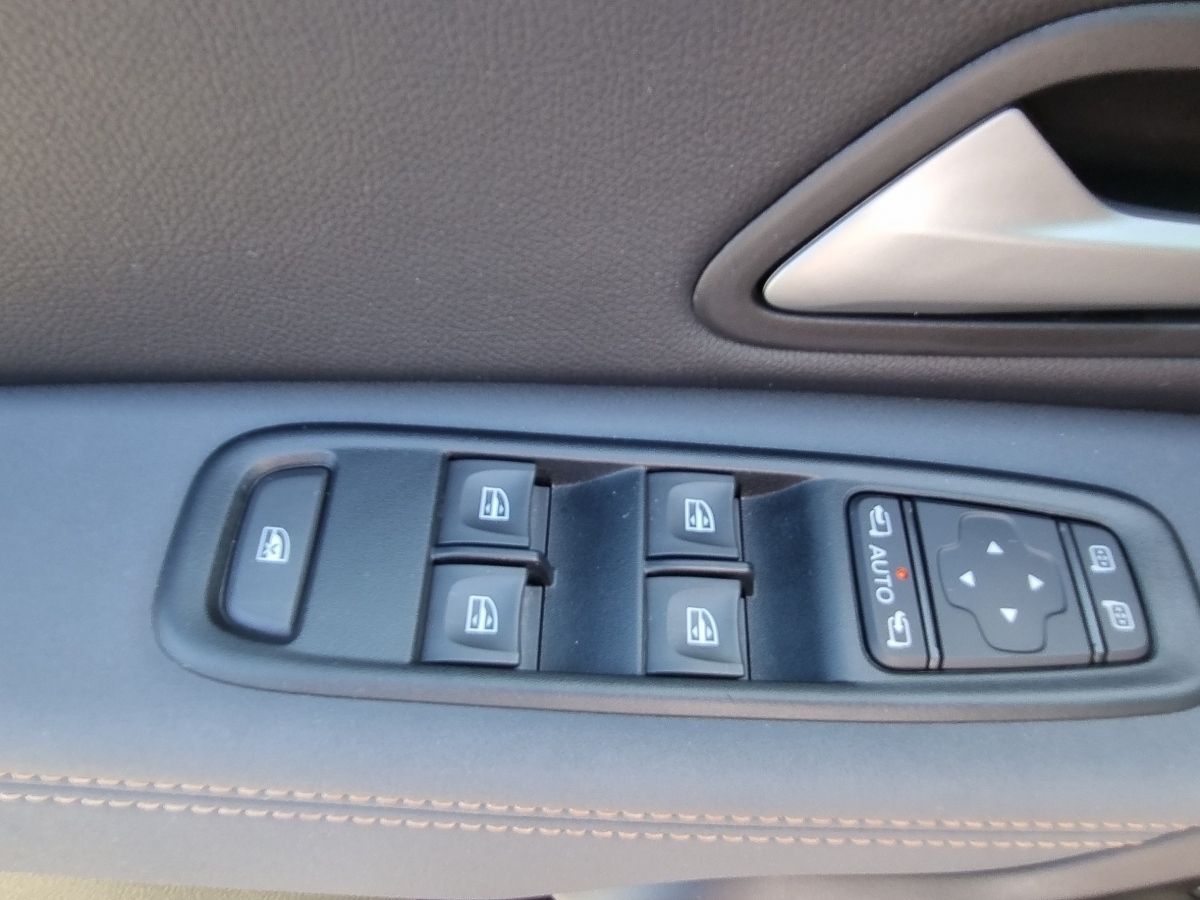 Fahrzeugabbildung Dacia Duster Extreme Blue dCi 115 4x4