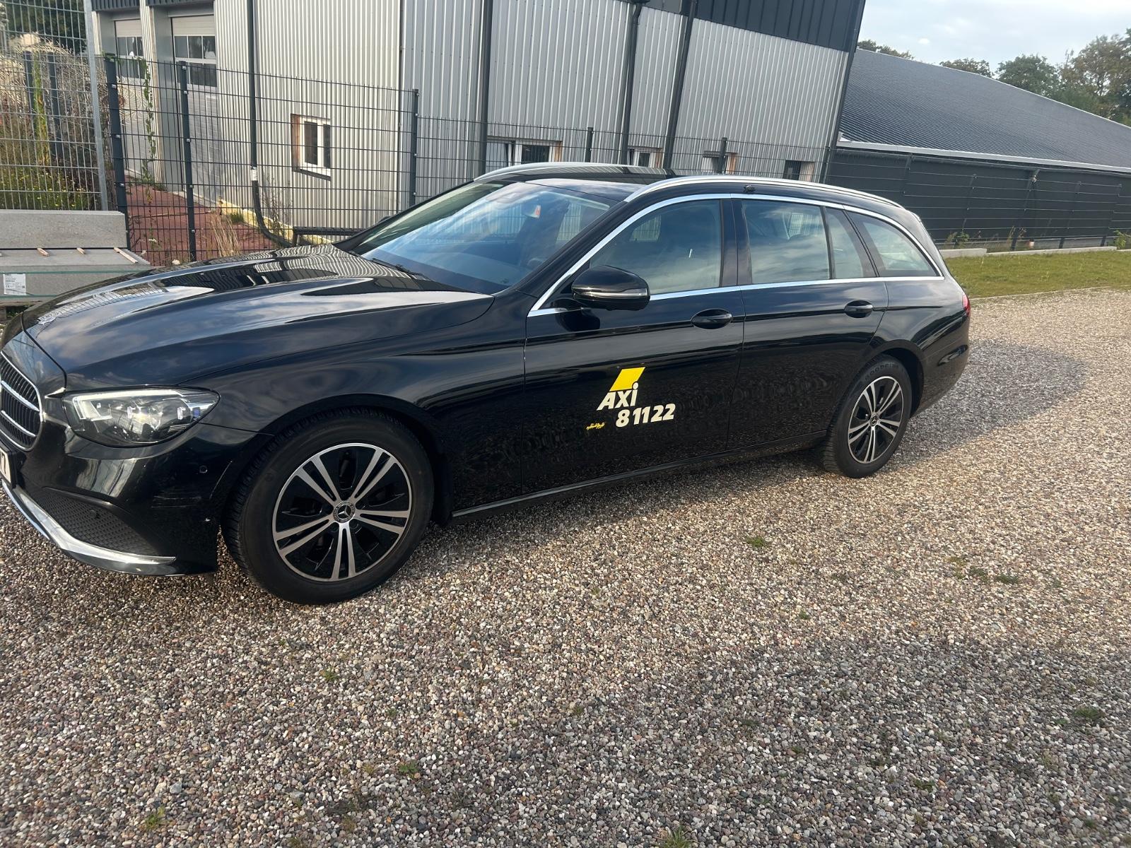 Mercedes-Benz E 220 d T Autom.Multibeam* Ambientebeleuchtung