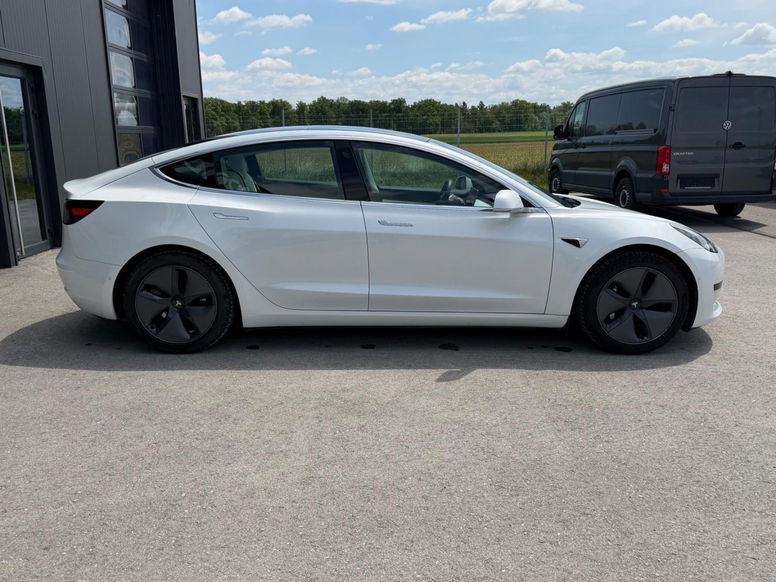 TESLA MODEL 3 306CH - STANDARD PLUS - RWD - INTERIEUR CUIR BLANC