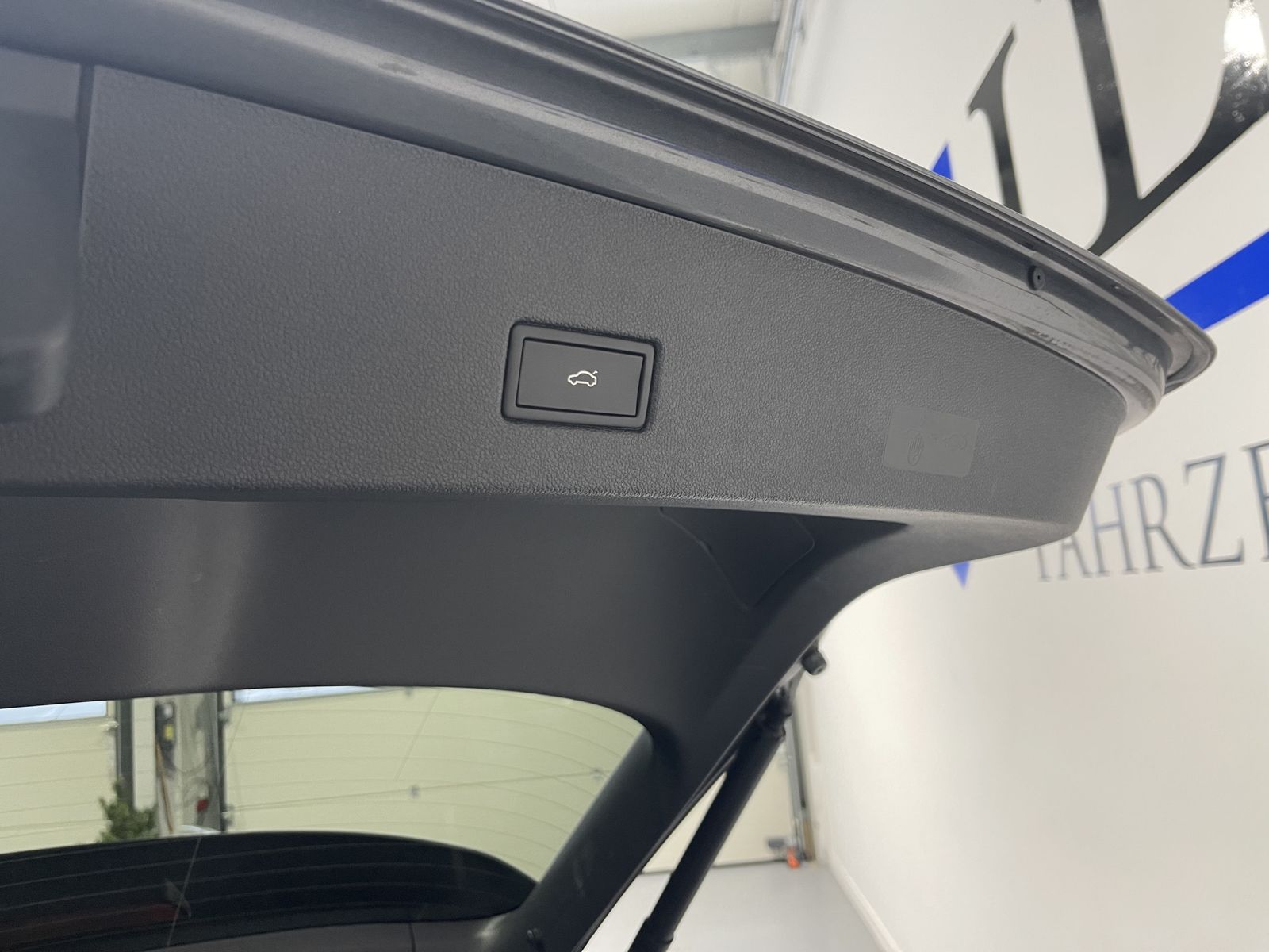 Fahrzeugabbildung Volkswagen T-Roc 1.5 TSI*Style*AHK*LED-Plus*ACC*Cam*ELHK*