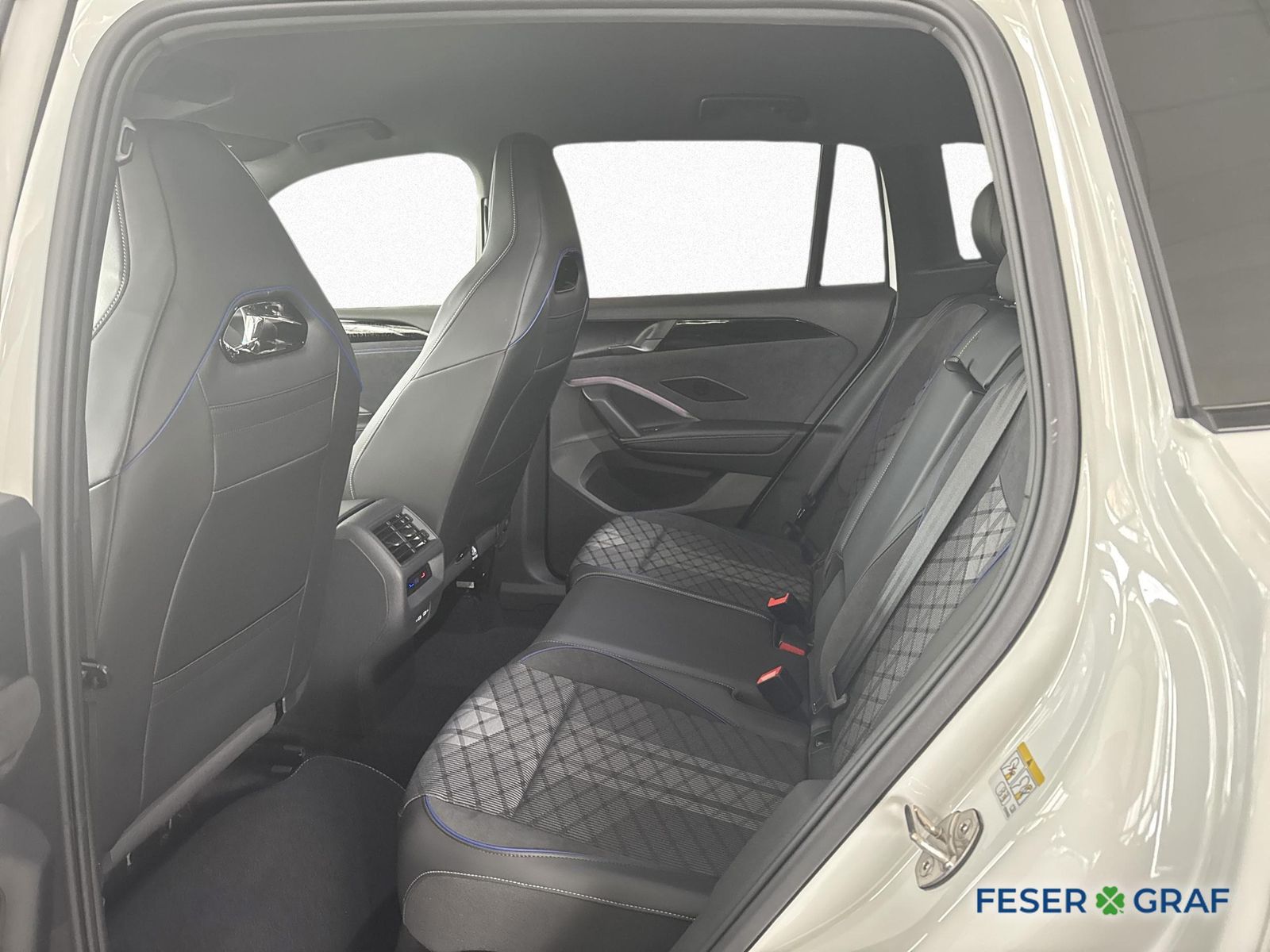 Volkswagen Tiguan - Bild 12