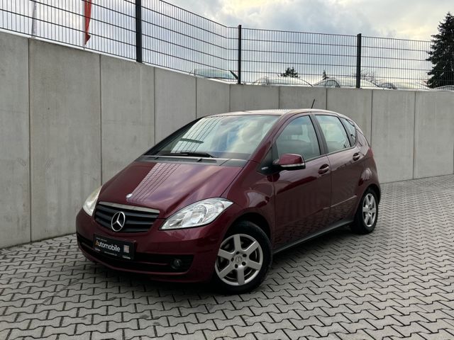 Mercedes-Benz A 180/Modellpflege/Allwetter/Klima/SHZ/AHK