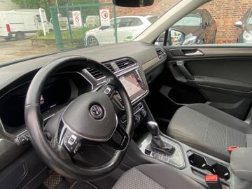 Volkswagen Tiguan Allspace - 11