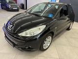 Peugeot 206 + Basis / - Peugeot 206 schwarz Gebrauchtwagen