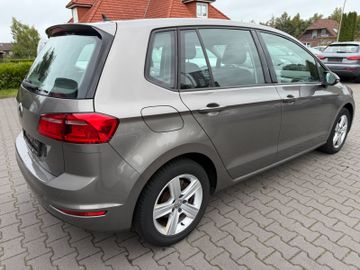 Volkswagen Golf - 3