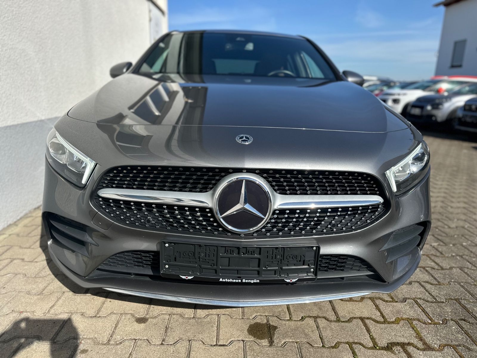 MERCEDES-BENZ A 220 d AMG Ambiente/Widescreen/Leder/R-Kamera