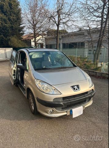 Peugeot 1007 1.6 Sporty 2Tronic