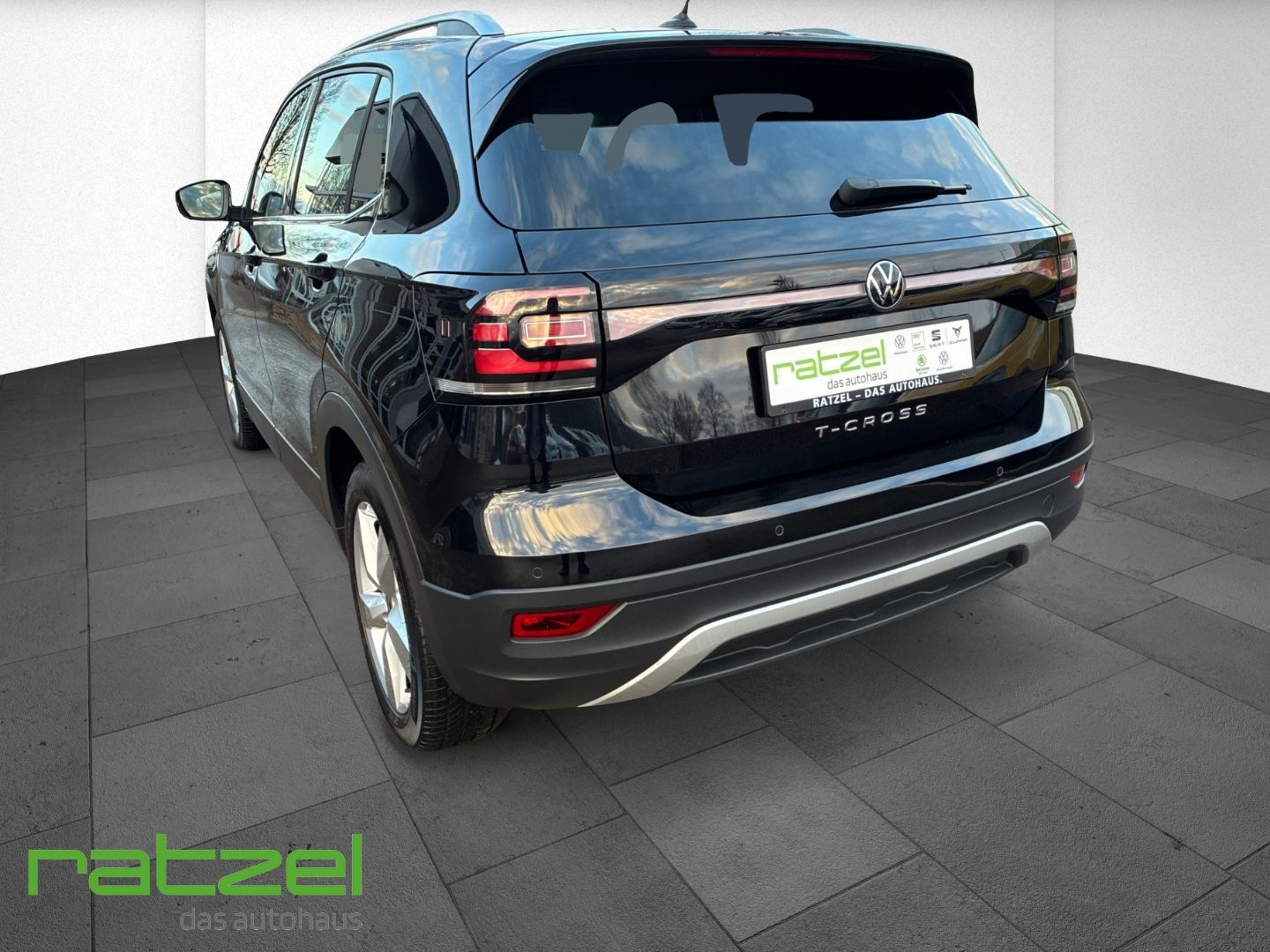 Fahrzeugabbildung Volkswagen T-Cross 1.5 TSI Style Navi+LED +Apple CarPlay An