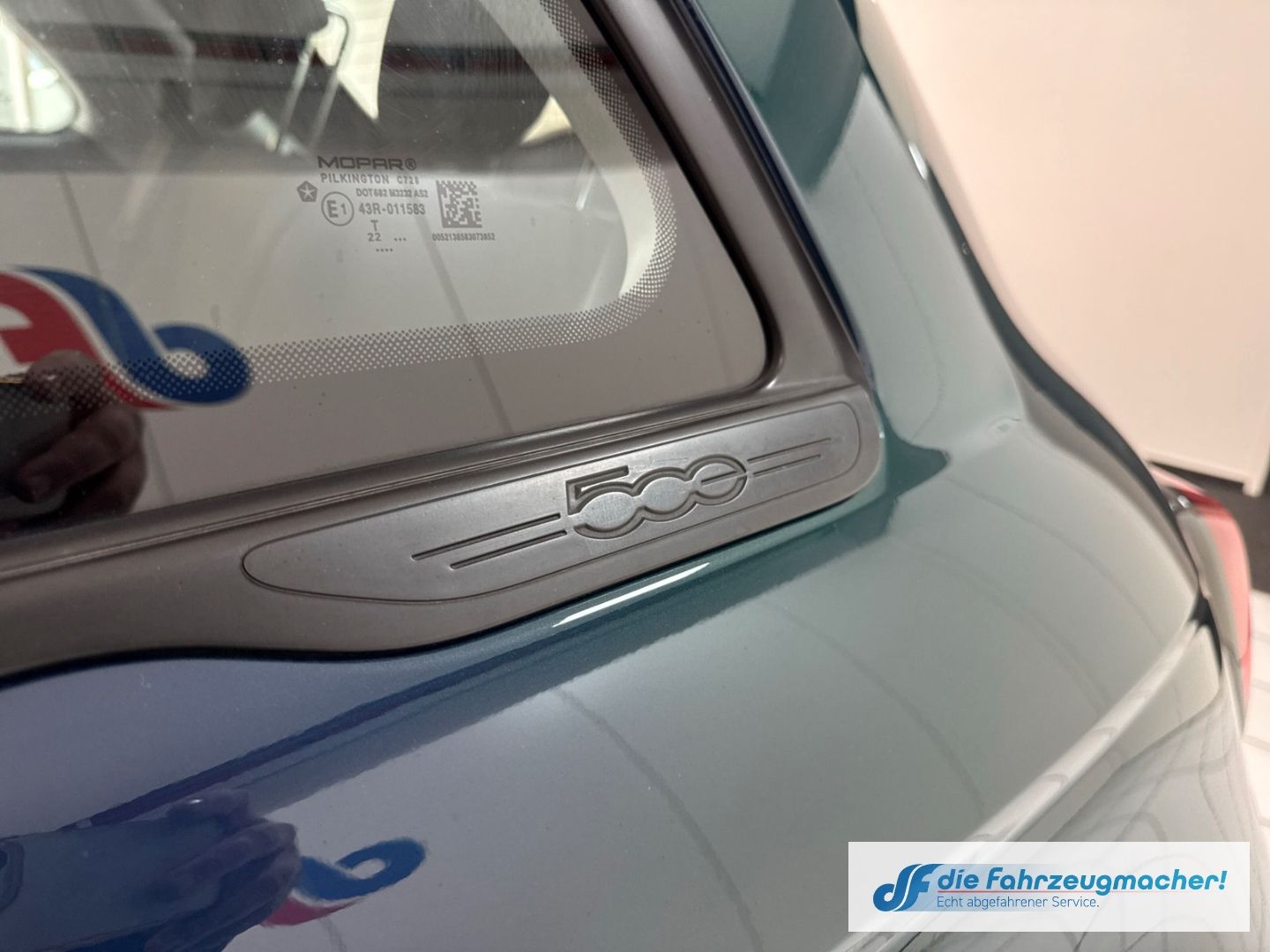 Fahrzeugabbildung Fiat 500 e Icon Navi Digitales Cockpit Memory Sitze A