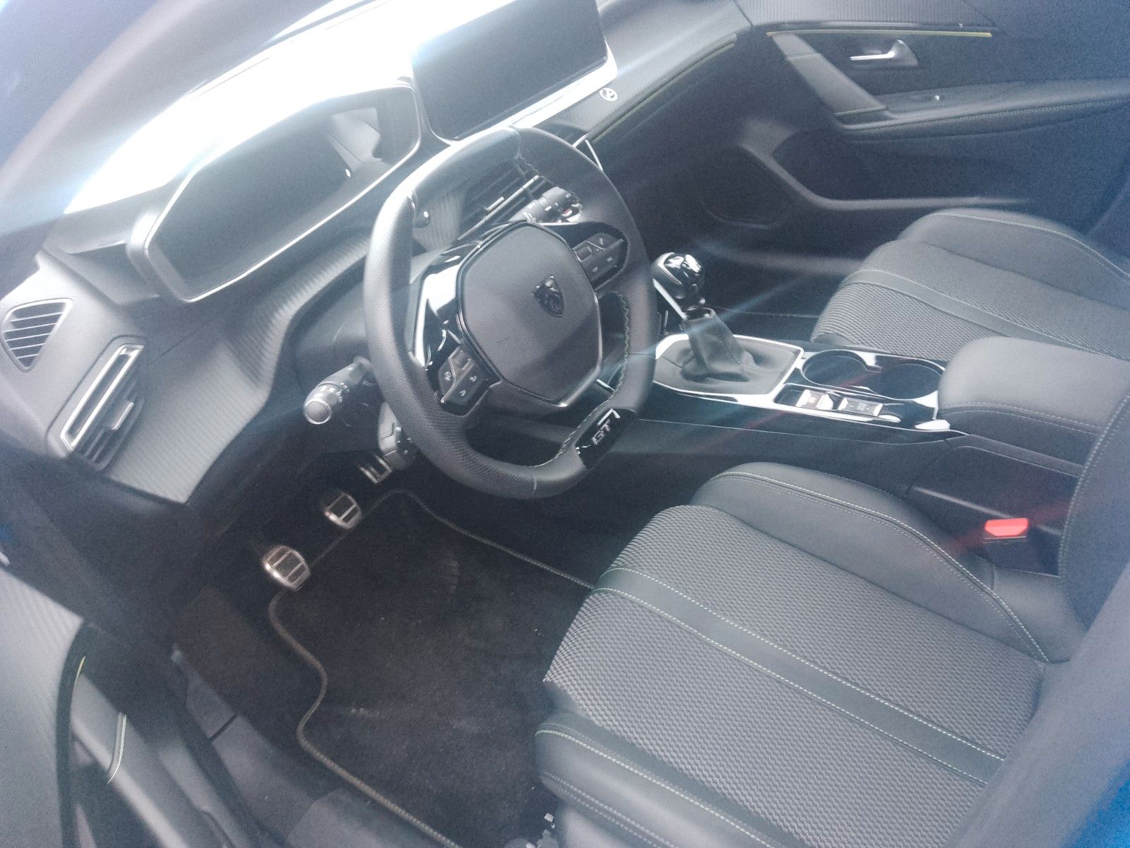 Peugeot 208 - Bild 7