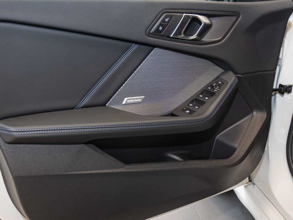 BMW 220 - Bild 6