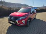 Mitsubishi Eclipse Cross Connect 1.5 T-MIVEC 2WD CVT + Stan - rote Mitsubishi Eclipse Cross