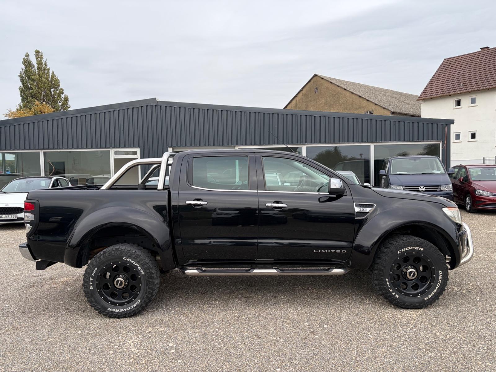 Ford Ranger Limited Double Cab 3.2 TDCi 5 cyl. 200 ch BVM 4x4 / 125 217 km / Cuir / GPS / Caméra / Attelage 3,35 t