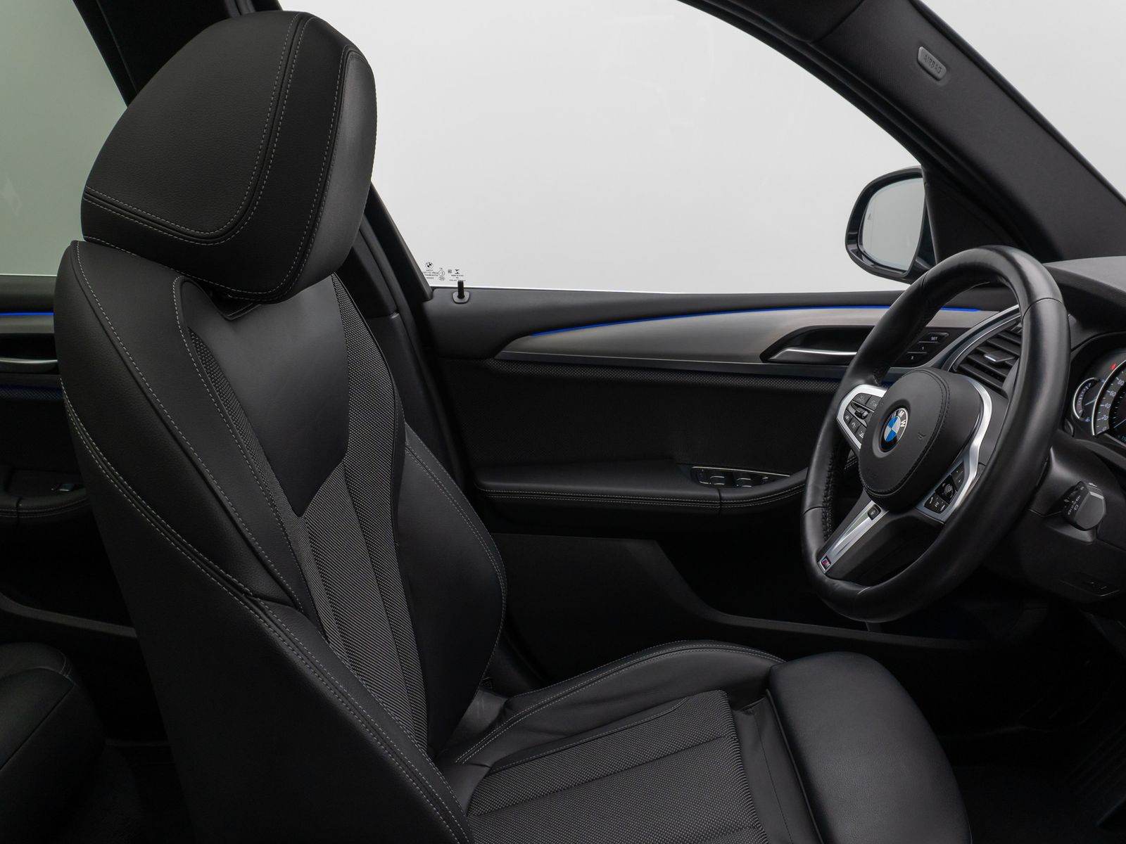 Fahrzeugabbildung BMW X3 xD20d xLine Panorama 360°DAB HiFi AHK Komfort