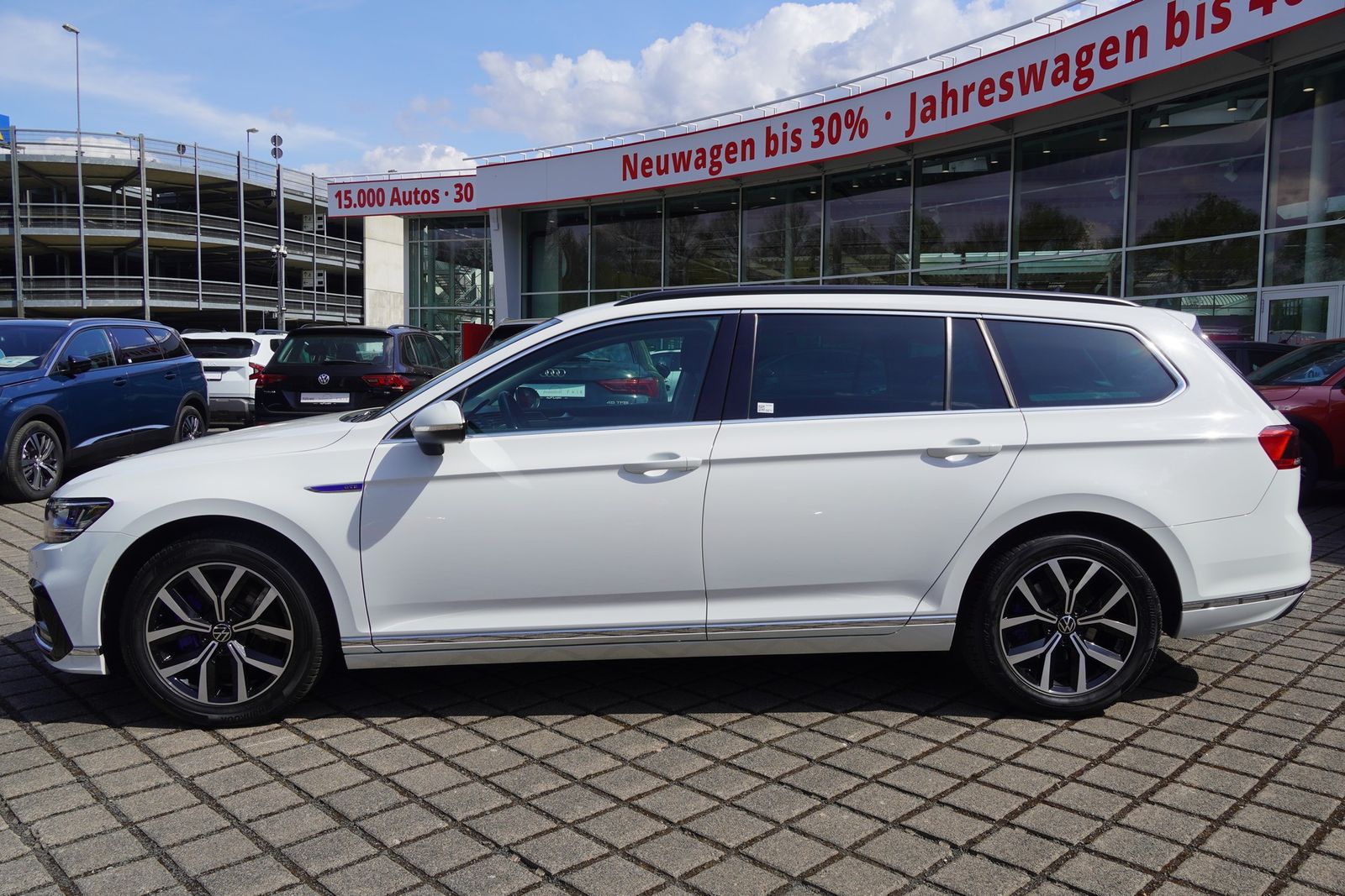 Volkswagen Passat Variant 1.4 TSI DSG GTE LED Navi ACC PDC imagem 3