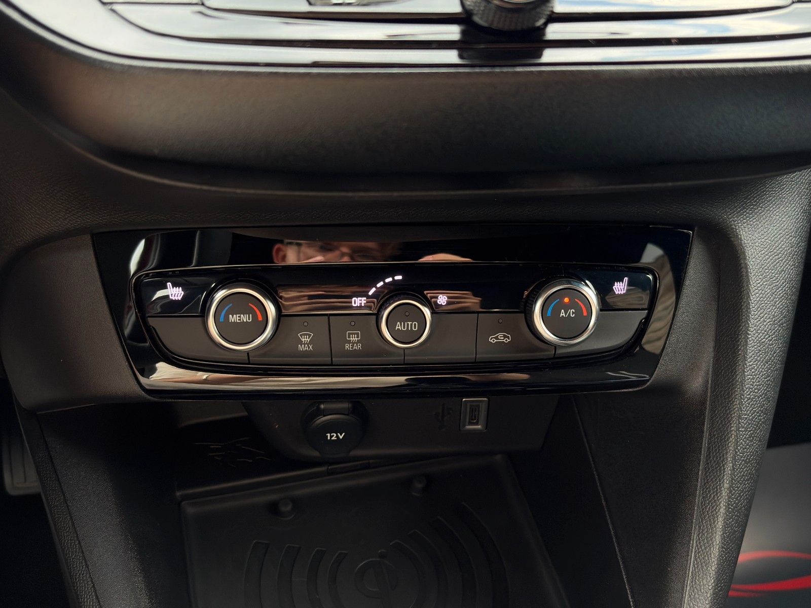 Fahrzeugabbildung Opel Corsa F GS 1.2 Turbo CarPlay Temp. CAM LHZ SHZ