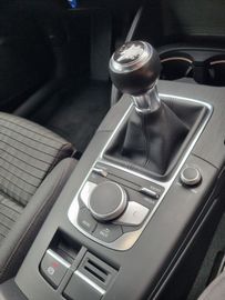 Fahrzeugabbildung Audi A3 Limousine 35 TFSI sport XENON NAVI SHZ