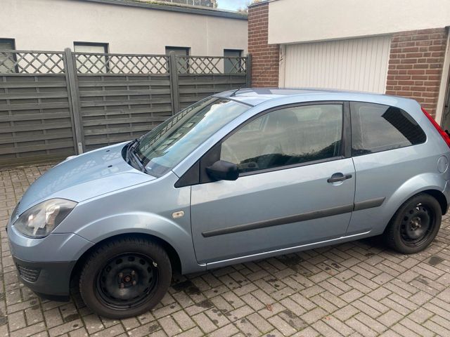 Ford Fiesta (guter Zustand)