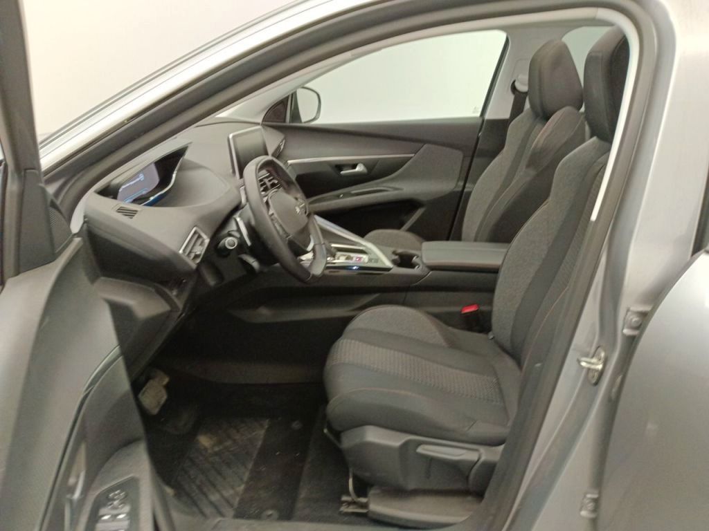Fahrzeugabbildung Peugeot 5008 Active 1.5D NAVI/PANO/SHZ/PDC/R'CAM
