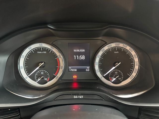 Skoda Kodiaq *7-SITZER*KEYLESS*PANO*MEMORY*AHK*LED*