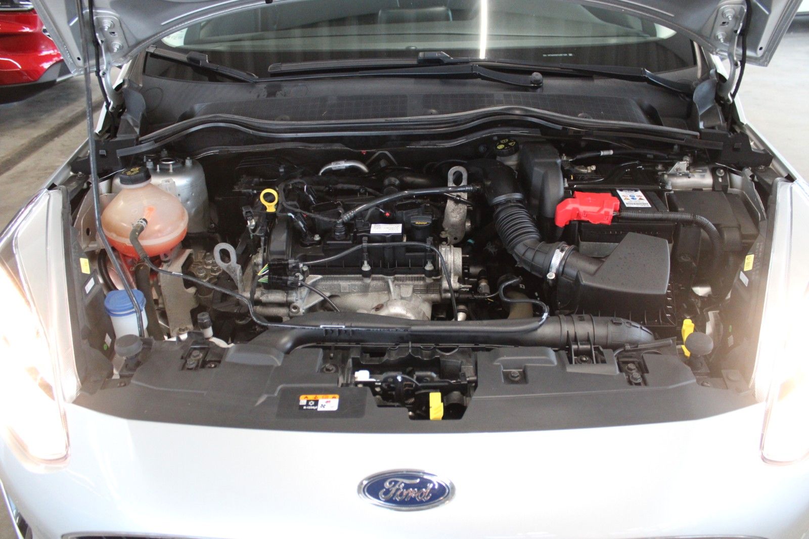 Fahrzeugabbildung Ford Fiesta Cool & Connect 5-T CAM PDC KLIMA WinterP.