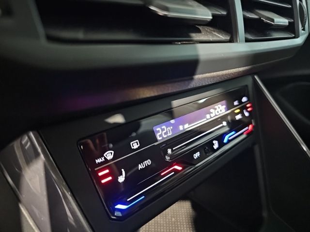 Fahrzeugabbildung Volkswagen Polo 1.0 TSI Style LED-MATRIX NAVI ACC SHZ PDC