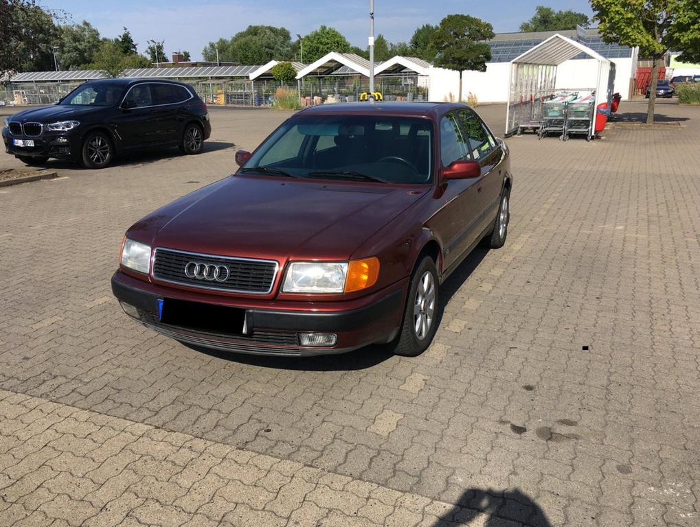 Audi 100