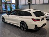 BMW 320i Touring Aut. M Sportpaket 1.Hand 8-fach - BMW 3er Reihe: Kombi, M Sportpaket