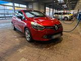 Renault Clio Paris de Luxe ENERGY TCe 90 8... - Renault Clio Paris mit Benzin-Antrieb