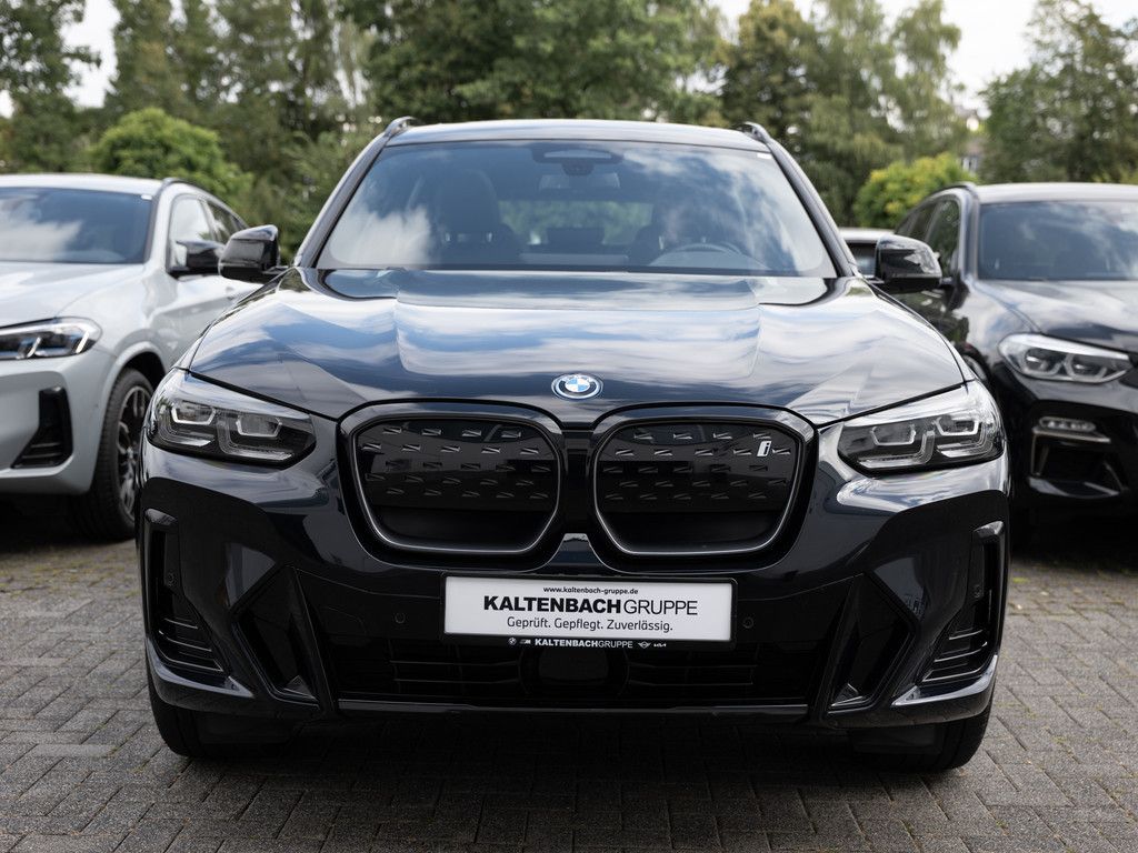BMW iX3 Inspiring PANO AHK LED ACC W-LAN NAVI SHZ foto 2
