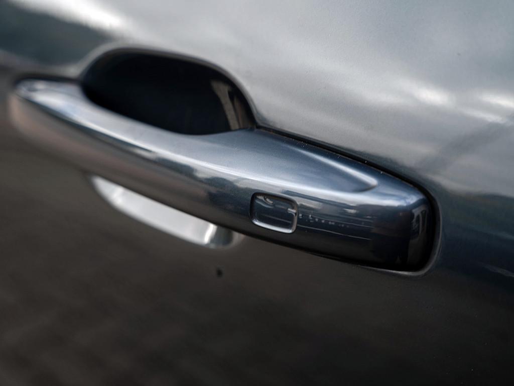Volvo XC60 B4 Momentum Pro LED SCHEINWERFER ACC KAMERA