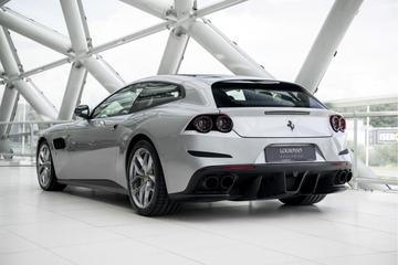 2017 Ferrari GTC4LUSSO — фото 7