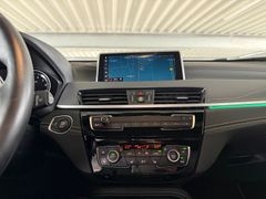 BMW X2 sDrive 20 i Edition Goldplay