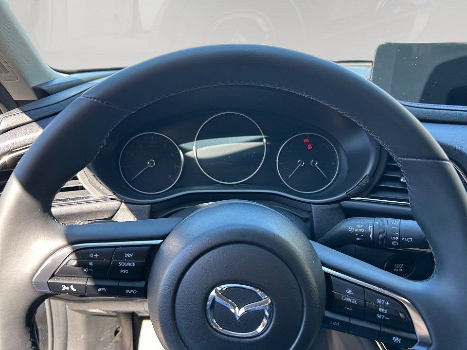 Fahrzeugabbildung Mazda CX-30 2.5L e-SKYACTIV G 140ps
