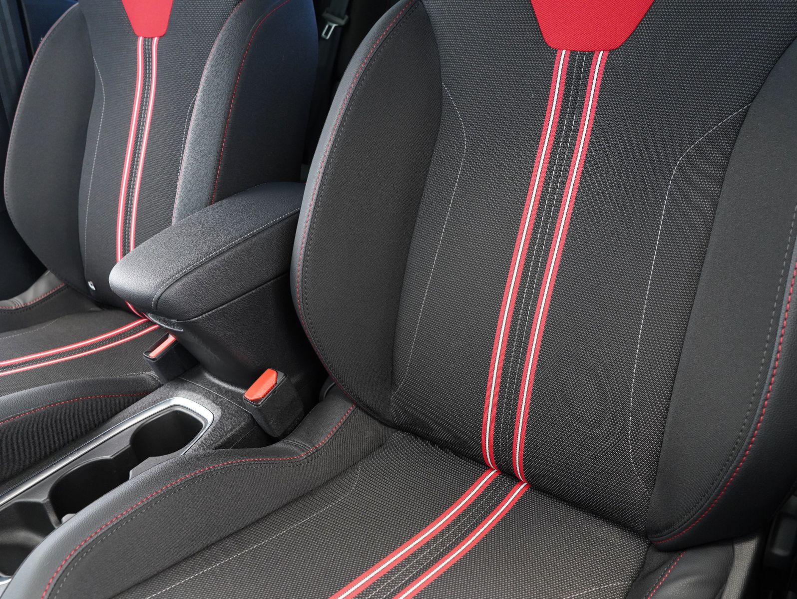 Fahrzeugabbildung Opel Corsa F e GS Line NAVI/KAMERA/11KW/SOH