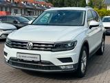 Volkswagen Tiguan Highline 4Motion DSG*LED*NAV*SHZ*ACC*CAM - Volkswagen Tiguan: Standheizung