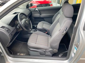 Bild 9 VW Polo IV 1,2 *TRENDLINE*KLIMA*LEDER*HECKSHZ*