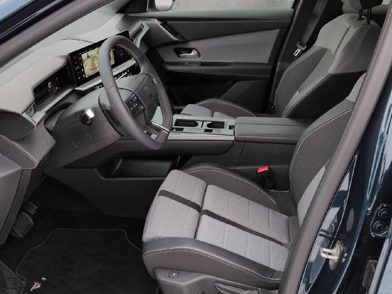 Fahrzeugabbildung Opel Grandland 1.2 48V Mild-Hybrid 100 kW GS