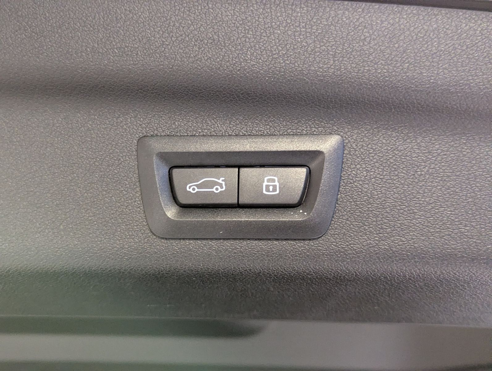 BMW 223 Active Tourer i xD M-Sport Pano H/K 360° AHK - Image 19